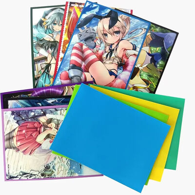 Teksturowane błyszczące niestandardowe matowe rękawy na karty do gry, rękawy na karty kolekcjonerskie z wykwintnym drukiem